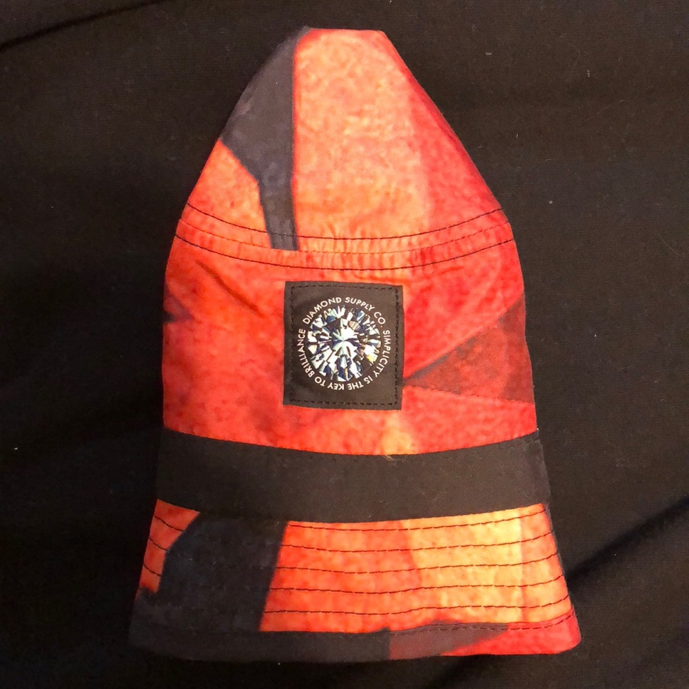 Diamond supply bucket hat